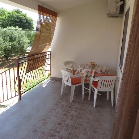 Apartment Cvita Weißenburg