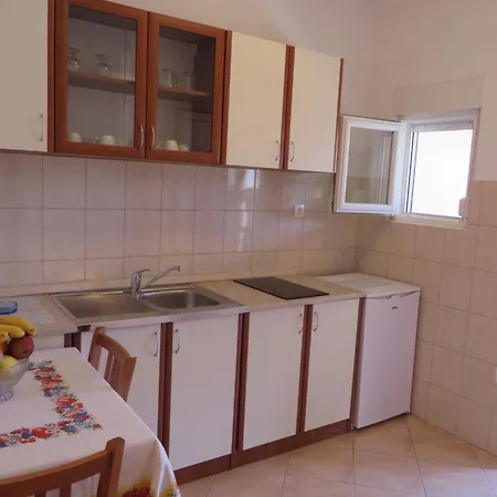 Cvita Biograd Na Moru