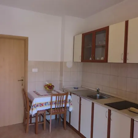 Cvita Biograd Na Moru