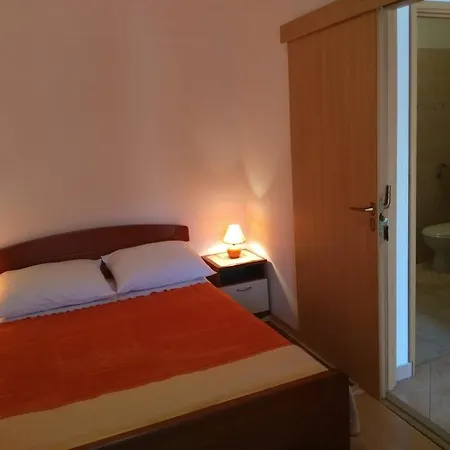 Cvita Biograd Na Moru