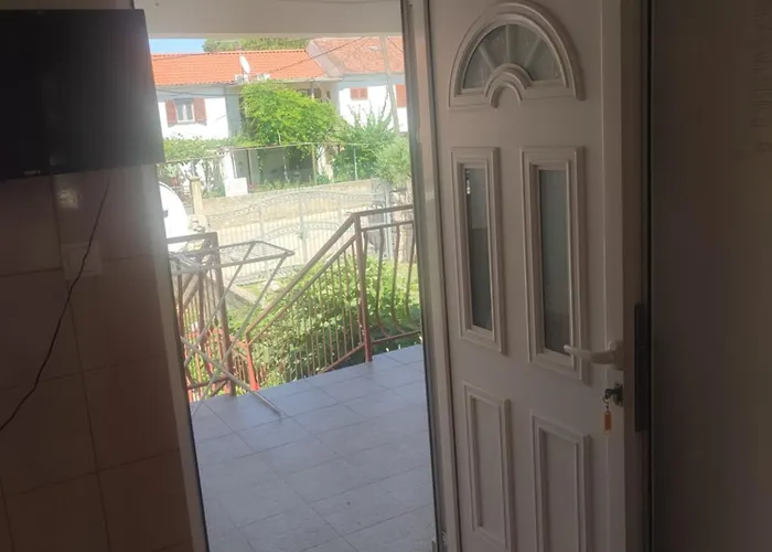 Cvita Biograd Na Moru